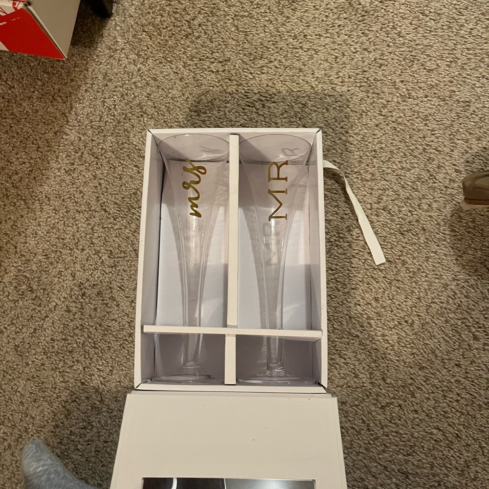 MR and MRS champagne glasses wedding engagement